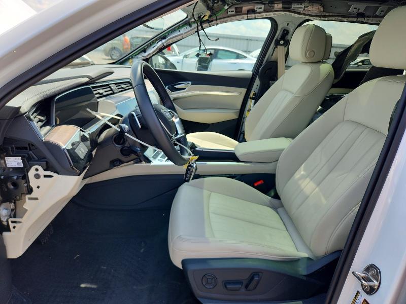 57258886 :رقم المزاد ، WA14AAGE9RB054964 vin ، 2024 Audi Q8 E-tron مزاد بيع