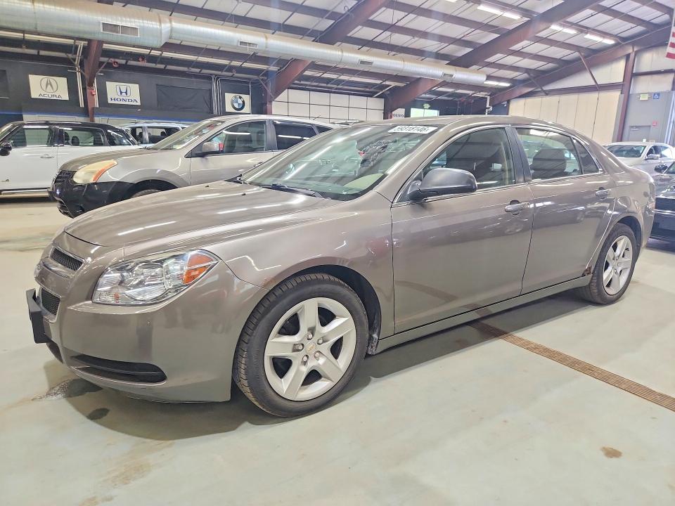 59318146 :رقم المزاد ، 1G1ZB5E13BF120917 vin ، 2011 Chevrolet Malibu مزاد بيع