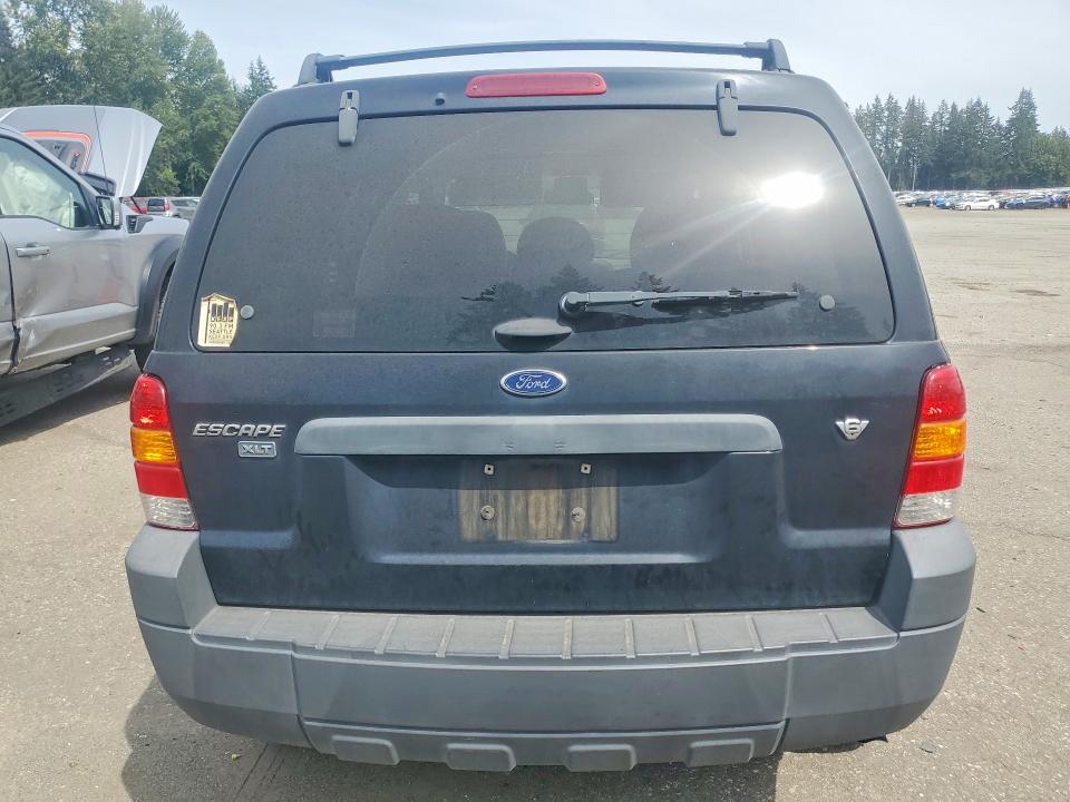2005 Ford Escape მანქანა იყიდება აუქციონზე, vin: 1FMYU93125KC70435, აუქციონის ნომერი: 55962616