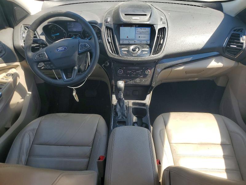 2017 Ford Escape მანქანა იყიდება აუქციონზე, vin: 1FMCU0JD8HUA46596, აუქციონის ნომერი: 56024376