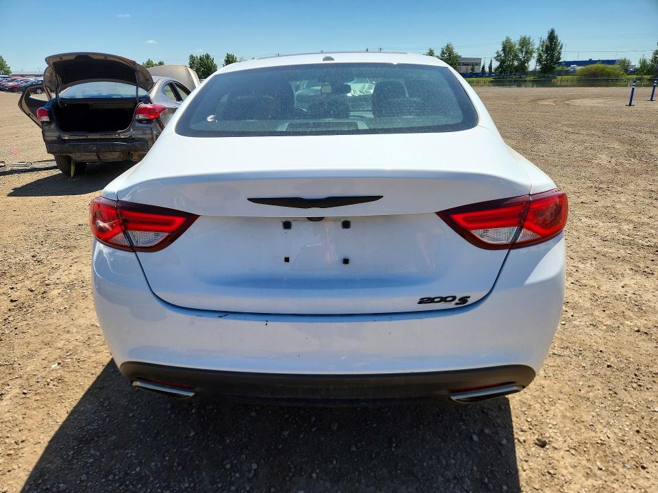 Продажа на аукционе авто 2016 Chrysler 200, vin: 1C3CCCBG8GN180684, номер лота: 58832436