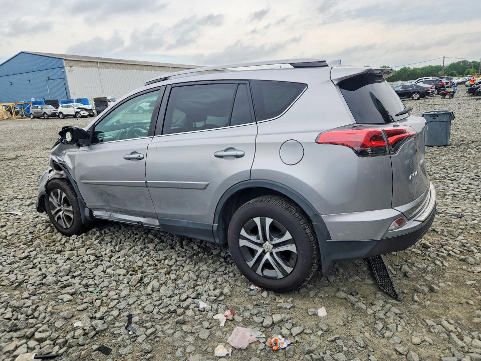 58715616 :رقم المزاد ، 2T3BFREV0JW710772 vin ، 2018 Toyota Rav4 مزاد بيع