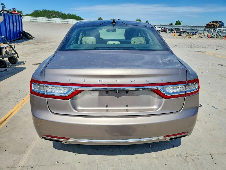 56468336 :رقم المزاد ، 1LN6L9SK4J5603232 vin ، 2018 Lincoln Continental مزاد بيع