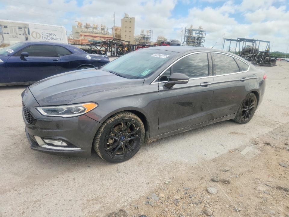 56590716 :رقم المزاد ، 3FA6P0HD1HR371831 vin ، 2017 Ford Fusion مزاد بيع