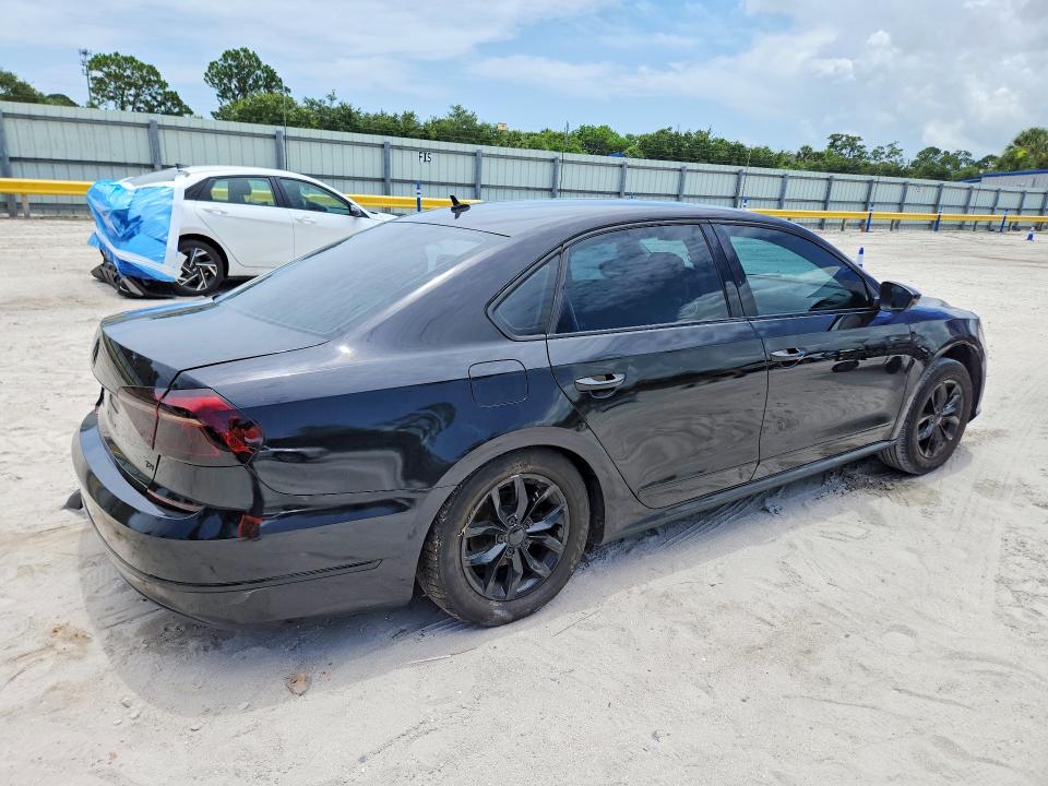 Продаж на аукціоні авто 2017 Volkswagen Passat, vin: 1VWAT7A3XHC013326, номер лоту: 58993696