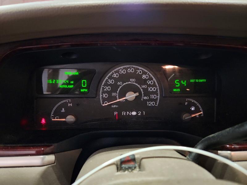 Продажа на аукционе авто 2004 Lincoln Town Car, vin: 1LNHM83W24Y612273, номер лота: 55868716