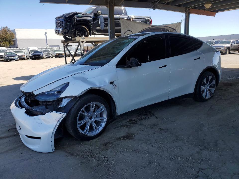 2023 Tesla Model Y მანქანა იყიდება აუქციონზე, vin: 7SAYGDEE0PF744805, აუქციონის ნომერი: 55782406