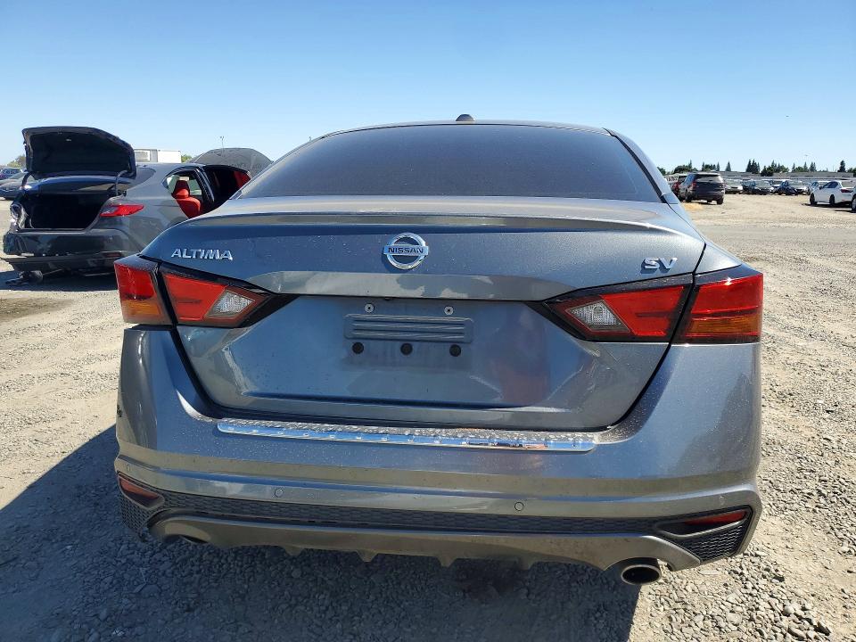 56678326 :رقم المزاد ، 1N4BL4DV4MN311894 vin ، 2021 Nissan Altima مزاد بيع