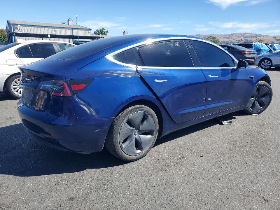 2018 Tesla Mdl 3 Std მანქანა იყიდება აუქციონზე, vin: 5YJ3E1EA2JF059253, აუქციონის ნომერი: 56640856