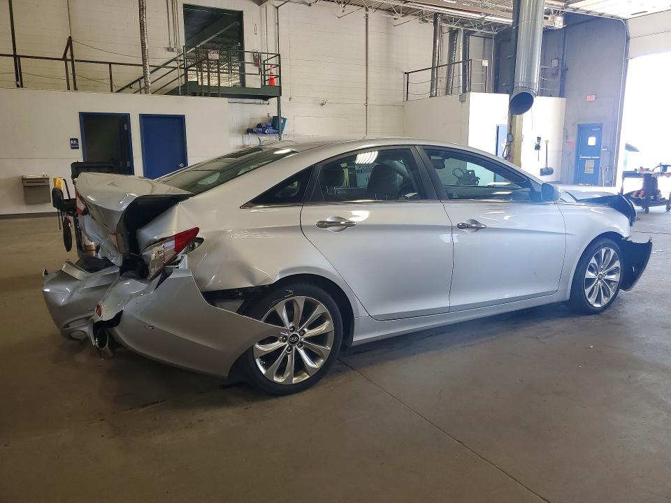 55711636 :رقم المزاد ، 5NPEC4AC0CH425013 vin ، 2012 Hyundai Sonata مزاد بيع