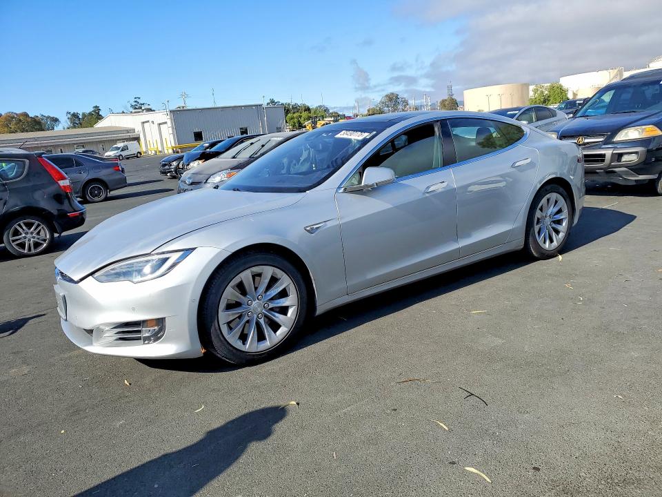 Продажа на аукционе авто 2016 Tesla Model S, vin: 5YJSA1E19GF155686, номер лота: 58490176