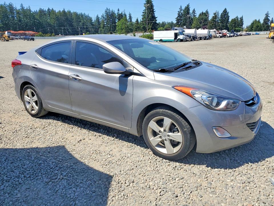 2013 Hyundai Elantra მანქანა იყიდება აუქციონზე, vin: KMHDH4AE5DU007483, აუქციონის ნომერი: 55916336