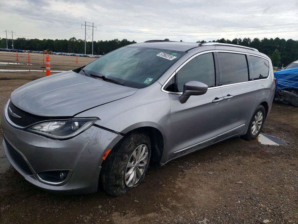 Продаж на аукціоні авто 2018 Chrysler Pacifica, vin: 2C4RC1BG1JR217692, номер лоту: 57862316