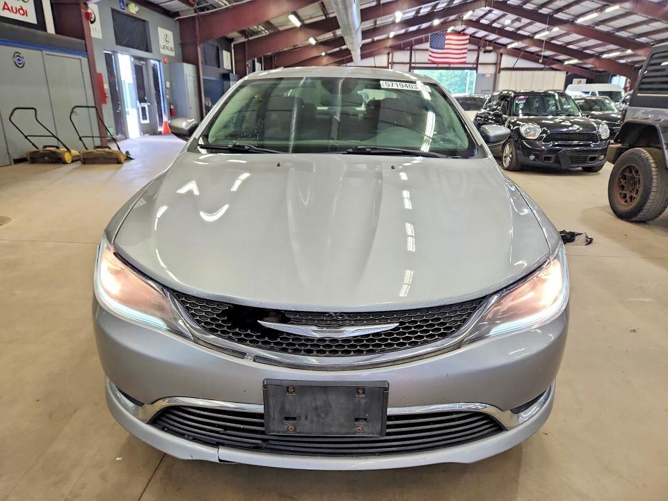 57194036 :رقم المزاد ، 1C3CCCAB5FN640730 vin ، 2015 Chrysler 200 مزاد بيع