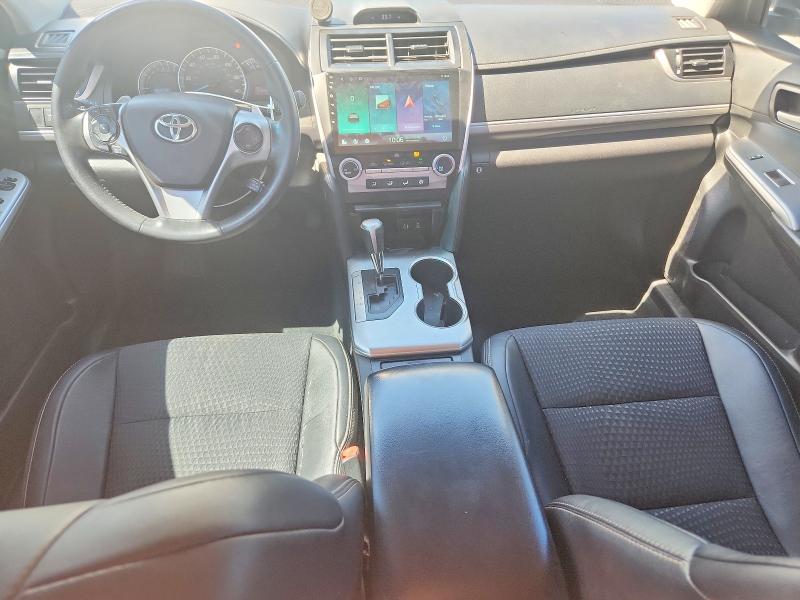 55358546 :رقم المزاد ، 4T1BF1FK3EU452977 vin ، 2014 Toyota Camry مزاد بيع