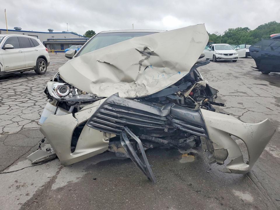 56512696 :رقم المزاد ، 4T1BF1FK7HU754244 vin ، 2017 Toyota Camry مزاد بيع
