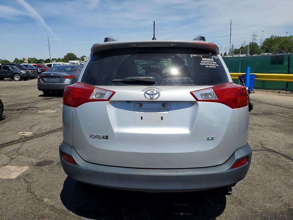 Продажа на аукционе авто 2015 Toyota Rav4, vin: JTMZFREV2FD079252, номер лота: 57968996