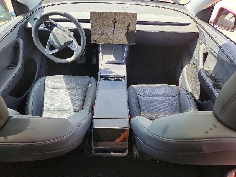 55995536 :رقم المزاد ، 7SAYGDEE5TF397692 vin ، 2026 Tesla Model Y مزاد بيع