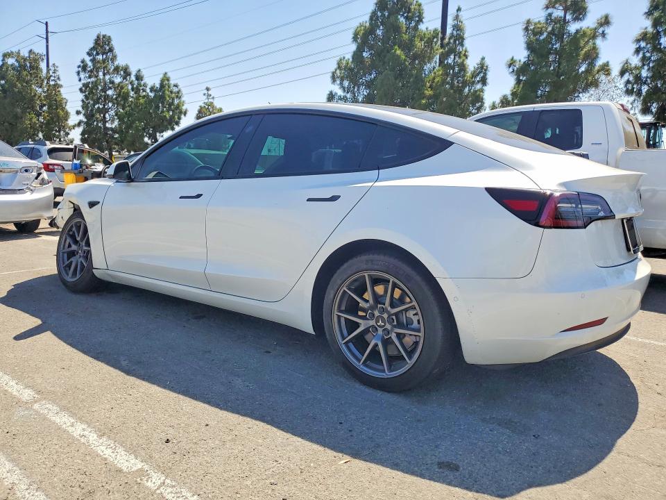 59189546 :رقم المزاد ، 5YJ3E1EA0NF148311 vin ، 2022 Tesla Model 3 مزاد بيع