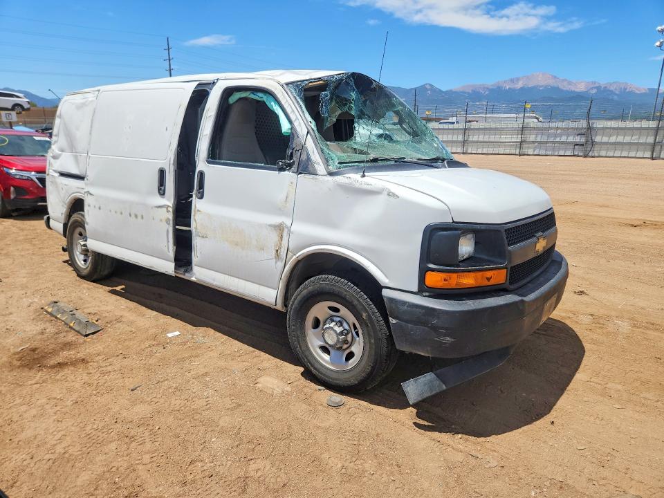57528326 :رقم المزاد ، 1GCWGAFF5H1347417 vin ، 2017 Chevrolet Express G2500 مزاد بيع