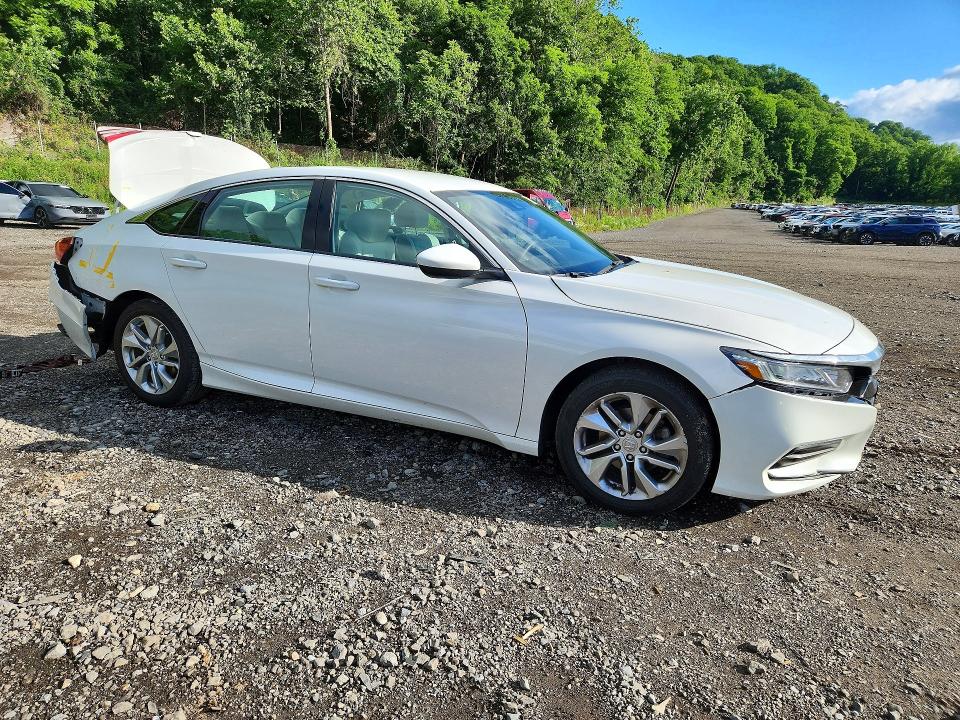 Продаж на аукціоні авто 2018 Honda Accord, vin: 1HGCV1F11JA117250, номер лоту: 57049946