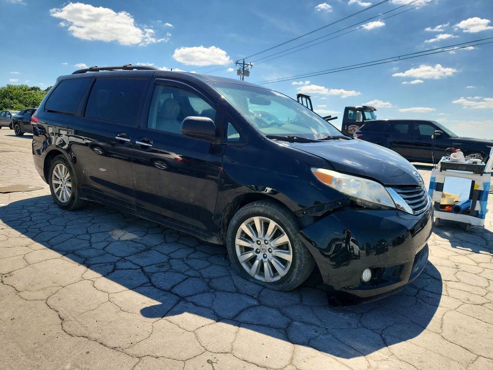 56228666 :رقم المزاد ، 5TDDK3DC5CS042019 vin ، 2012 Toyota Sienna مزاد بيع