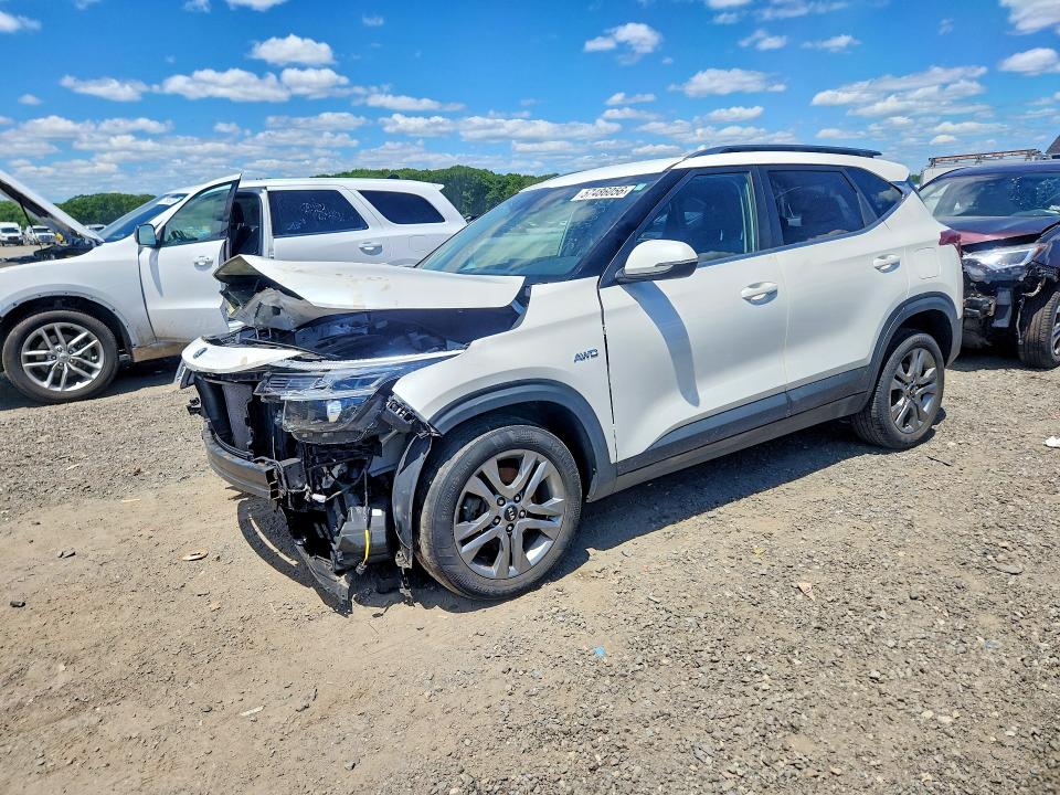 57486056 :رقم المزاد ، KNDEUCAA5M7124572 vin ، 2021 Kia Seltos مزاد بيع