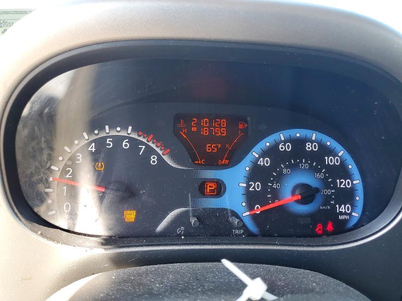 55125636 :رقم المزاد ، JN8AZ2KR8AT154686 vin ، 2010 Nissan Cube مزاد بيع