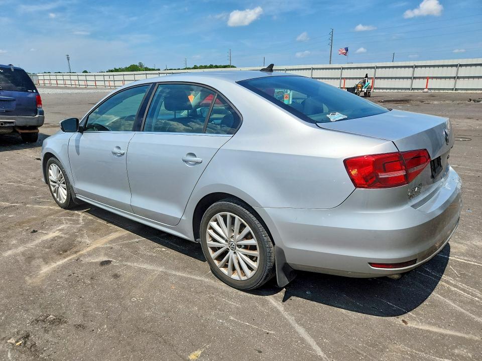 2015 Volkswagen Jetta მანქანა იყიდება აუქციონზე, vin: 3VWD17AJ1FM212052, აუქციონის ნომერი: 58946936