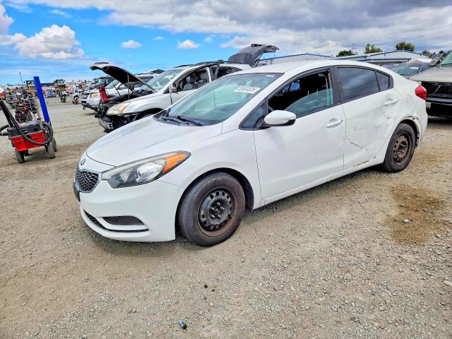2016 Kia Forte მანქანა იყიდება აუქციონზე, vin: KNAFK4A64G5618172, აუქციონის ნომერი: 55604526