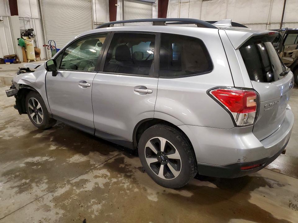 Продаж на аукціоні авто 2017 Subaru Forester, vin: JF2SJAGC5HH514842, номер лоту: 57682196