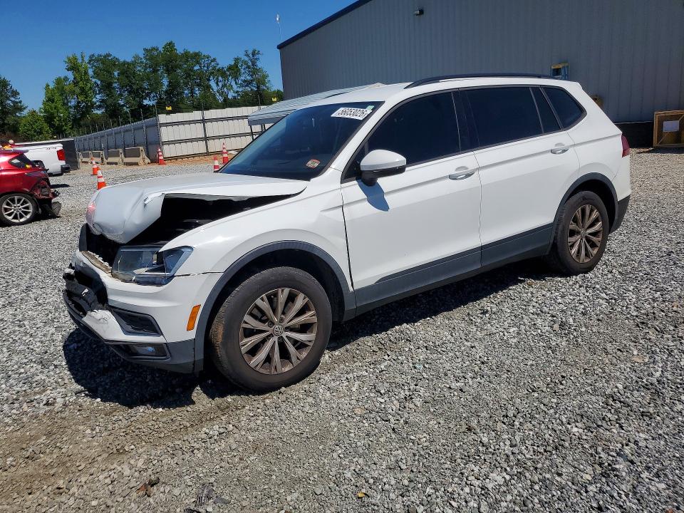 2018 Volkswagen Tiguan მანქანა იყიდება აუქციონზე, vin: 3VV1B7AX7JM009510, აუქციონის ნომერი: 56053026