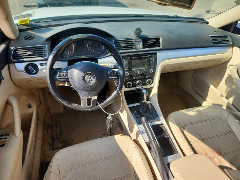56598946 :رقم المزاد ، 1VWBP7A30CC106485 vin ، 2012 Volkswagen Passat مزاد بيع