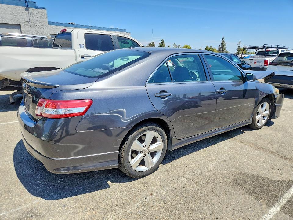 2010 Toyota Camry მანქანა იყიდება აუქციონზე, vin: 4T1BF3EK6AU020665, აუქციონის ნომერი: 56120206
