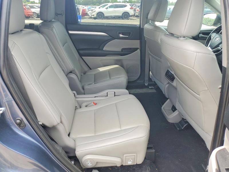 Aukcja sprzedaży 2019 Toyota Highlander, vin: 5TDJZRFH6KS922235, numer aukcji: 56701846