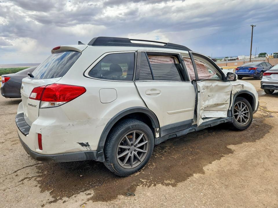 2014 Subaru Outback მანქანა იყიდება აუქციონზე, vin: 4S4BRCCC9E3220017, აუქციონის ნომერი: 58494066