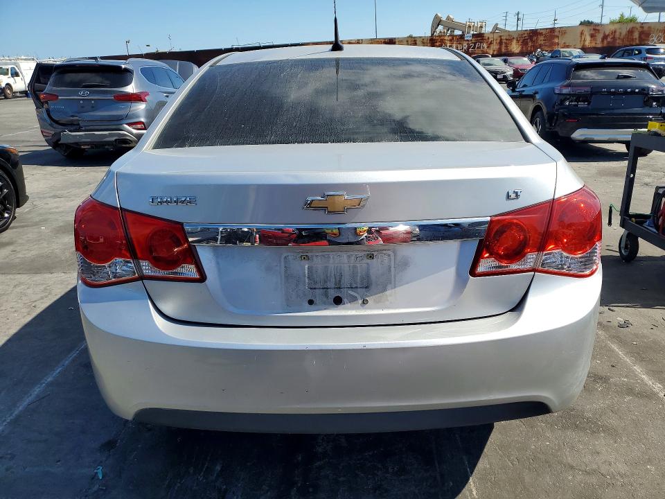 2013 Chevrolet Cruze მანქანა იყიდება აუქციონზე, vin: 1G1PE5SB2D7172287, აუქციონის ნომერი: 57573176