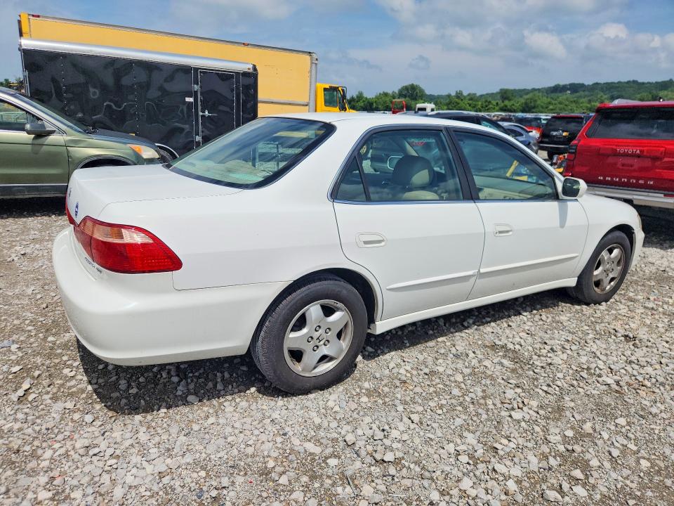 Продажа на аукционе авто 2000 Honda Accord, vin: 1HGCG1650YA085477, номер лота: 54507946