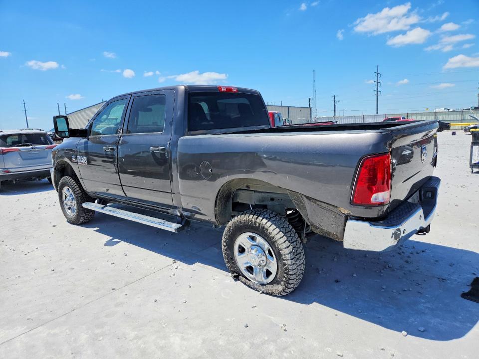 57336486 :رقم المزاد ، 3C6UR5CL7HG767918 vin ، 2017 Ram 2500 مزاد بيع
