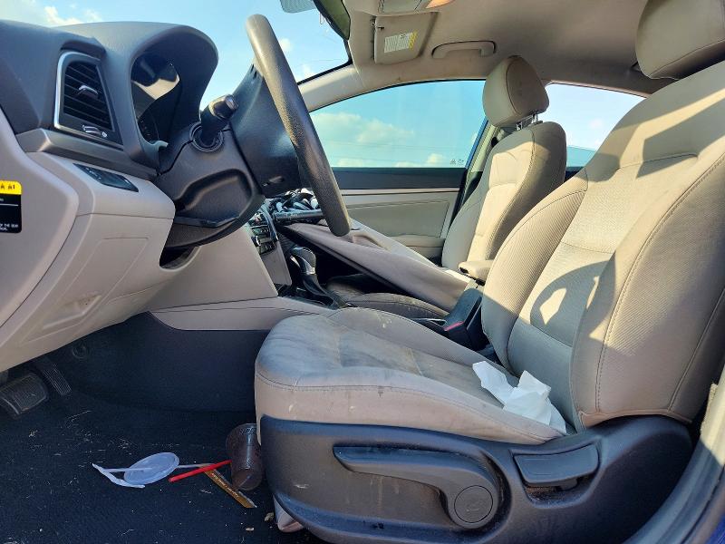 2017 Hyundai Elantra მანქანა იყიდება აუქციონზე, vin: 5NPD84LF0HH168933, აუქციონის ნომერი: 57743136