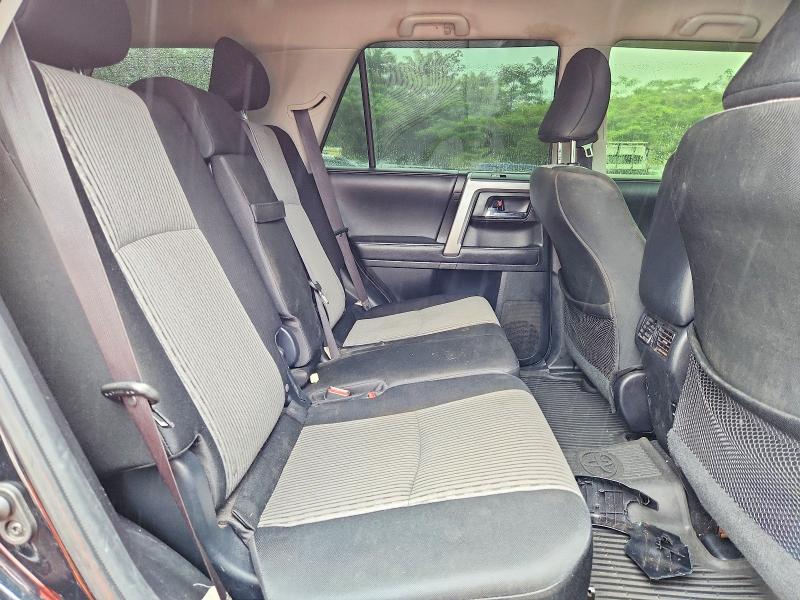 55821016 :رقم المزاد ، JTEBU5JR6J5507024 vin ، 2018 Toyota 4runner مزاد بيع