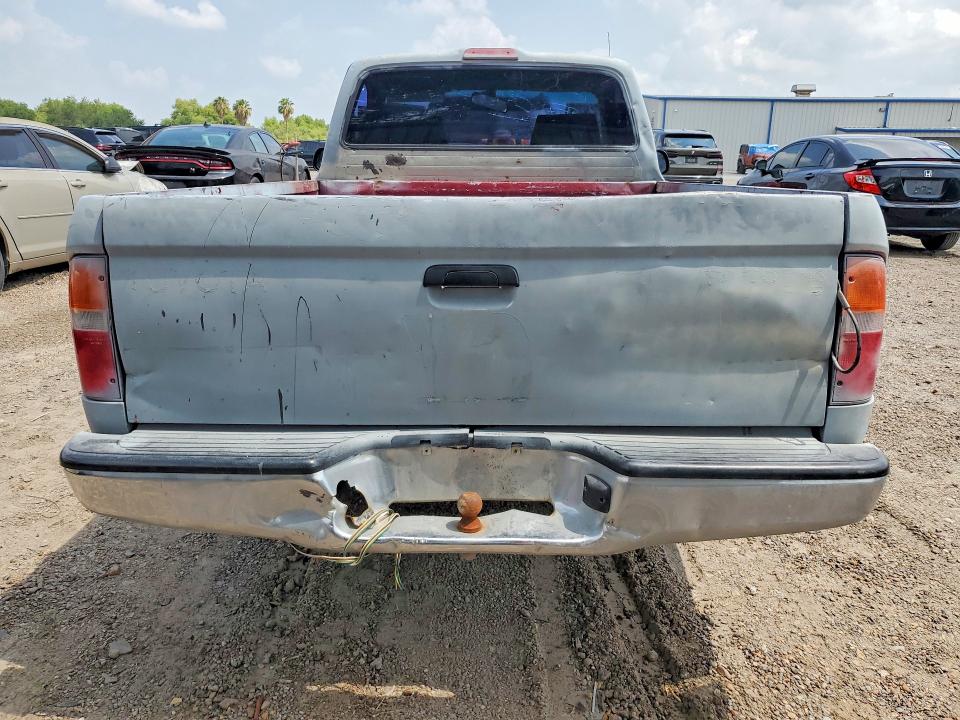 55804066 :رقم المزاد ، 4TANL42N8YZ654910 vin ، 2000 Toyota Tacoma مزاد بيع