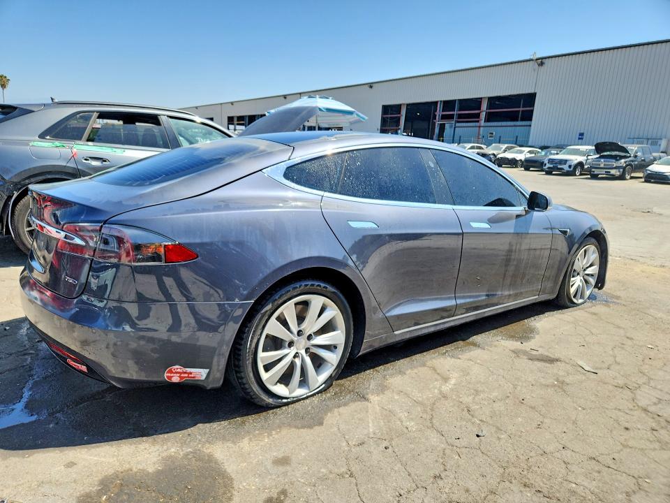 2017 Tesla Model S მანქანა იყიდება აუქციონზე, vin: 5YJSA1E27HF187787, აუქციონის ნომერი: 51377646