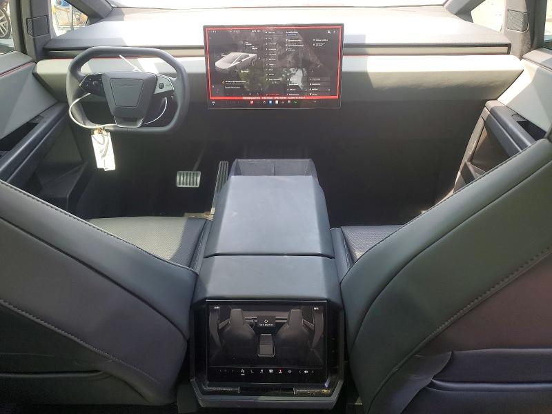 57491176 :رقم المزاد ، 7G2CEHED0SA072551 vin ، 2025 Tesla Cybertruck مزاد بيع