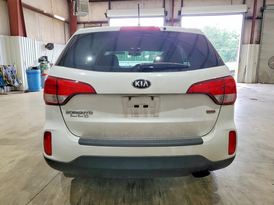 Продажа на аукционе авто 2015 Kia Sorento, vin: 5XYKT3A64FG568923, номер лота: 57621716