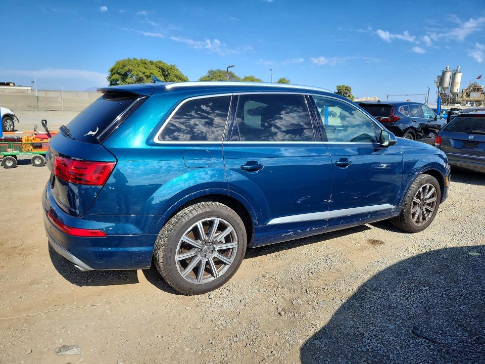 Продажа на аукционе авто 2018 Audi Q7, vin: WA1VAAF77JD033966, номер лота: 56331126
