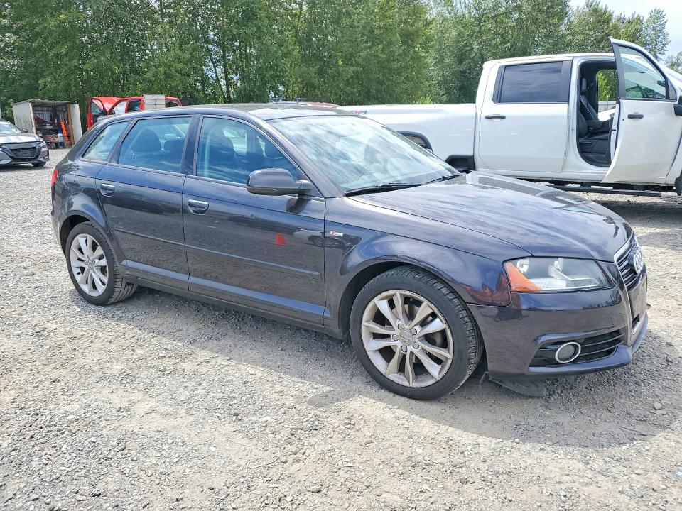 51149896 :رقم المزاد ، WAUBJAFMXDA009842 vin ، 2013 Audi A3 مزاد بيع