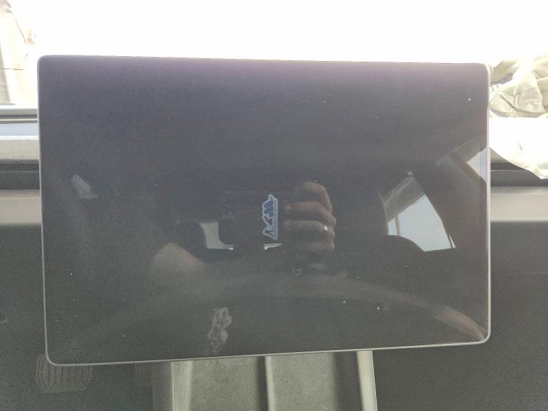 57958306 :رقم المزاد ، 5YJ3E1EA0SF933889 vin ، 2025 Tesla Model 3 مزاد بيع