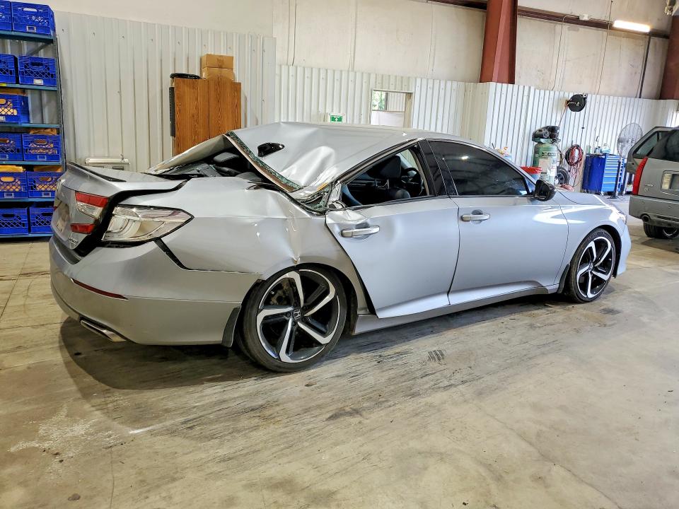 2022 Honda Accord მანქანა იყიდება აუქციონზე, vin: 1HGCV1F44NA046755, აუქციონის ნომერი: 55701966