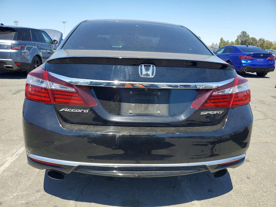 Продажа на аукционе авто 2017 Honda Accord, vin: 1HGCR2F52HA024910, номер лота: 57250256